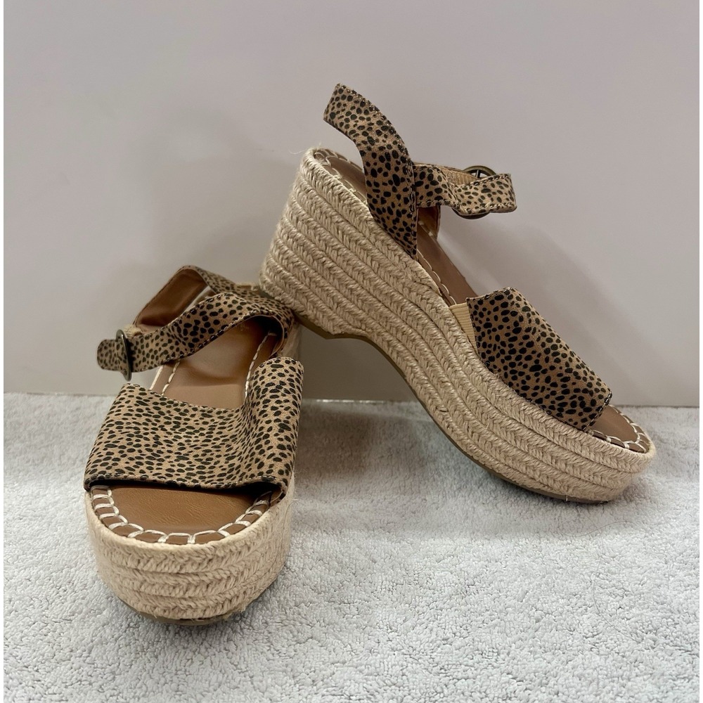 Universal Threads womens cheetah print platform espadrille wedge sandals size 7‎